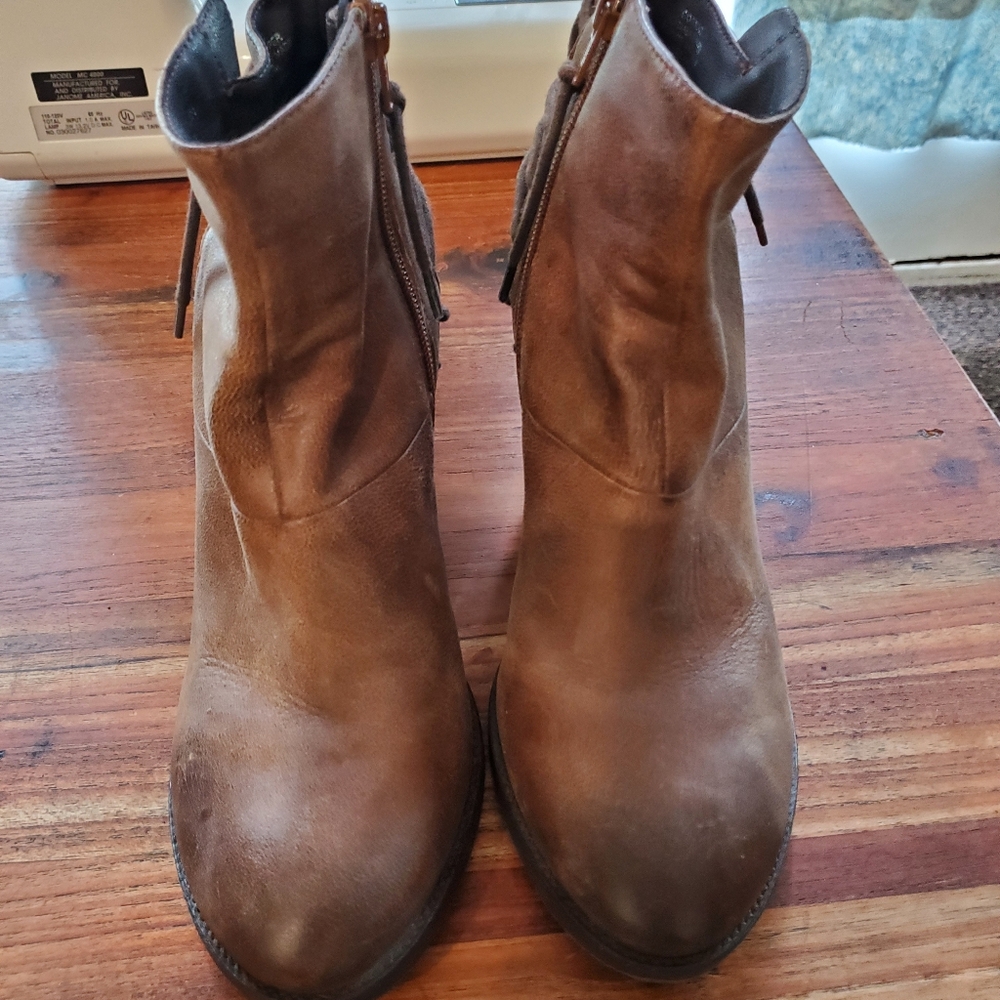 Steve Madden Raglan booties - Picture 6 of 7